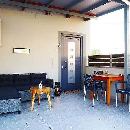 Olga's Front Yard Apartament Chania (Crete)